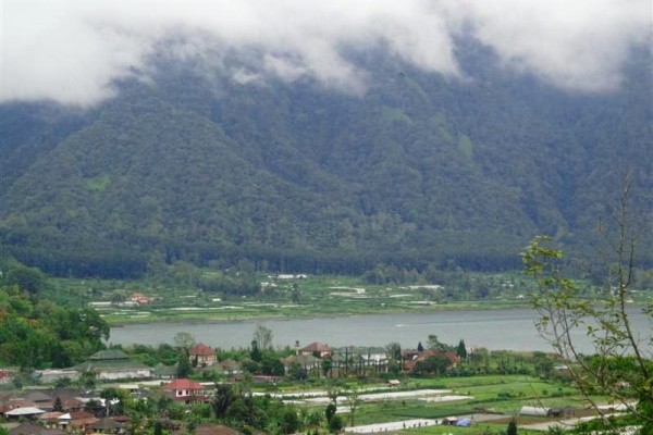 Tanah murah dijual di Bedugul Tabanan Bali,view Gunung dan Danau Bratan TJBE027