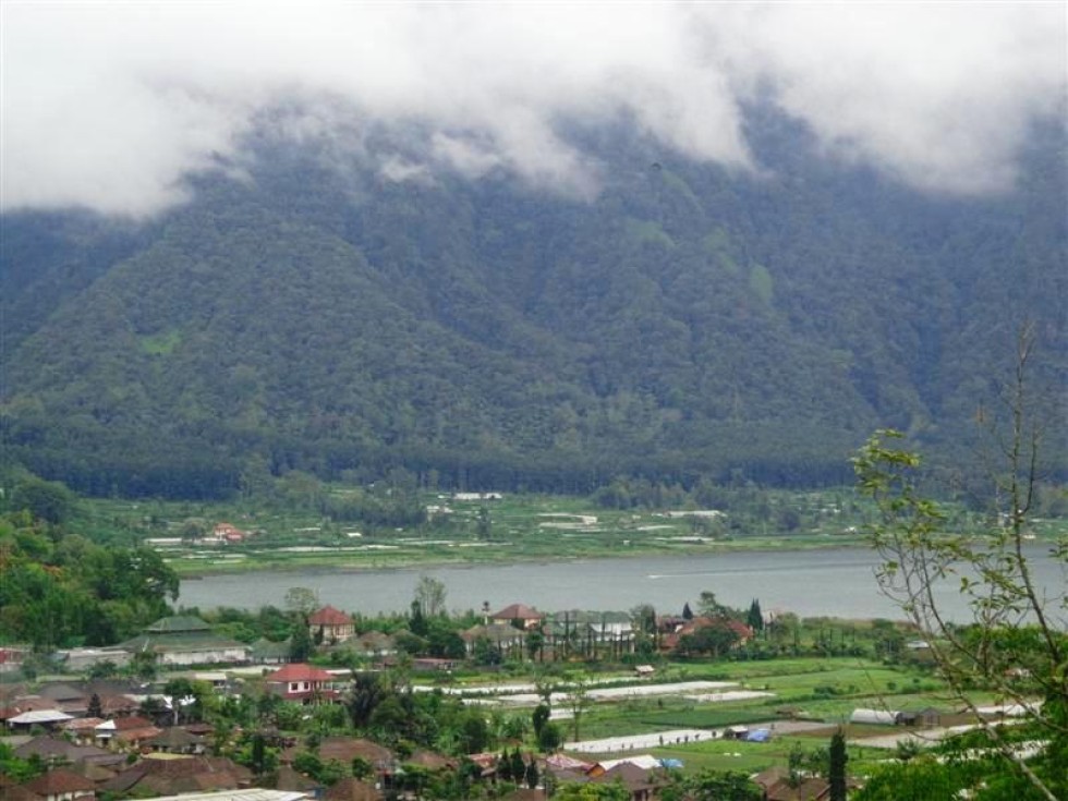 Tanah murah dijual di Bedugul Tabanan Bali,view Gunung dan Danau Bratan TJBE027